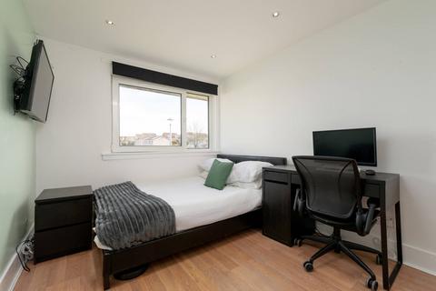 39 Cleekim Drive, Edinburgh, EH15 3QP