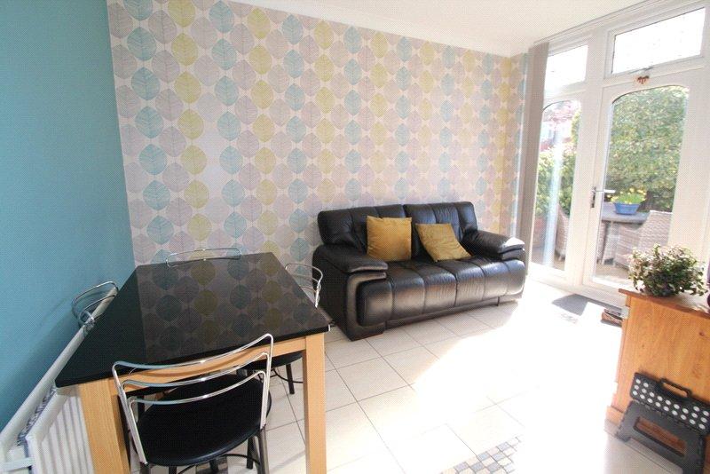 Breakfast Room