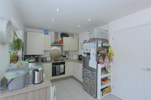 3 bedroom terraced house for sale, Holgate Drive, Sundorne Grove, Shrewsbury