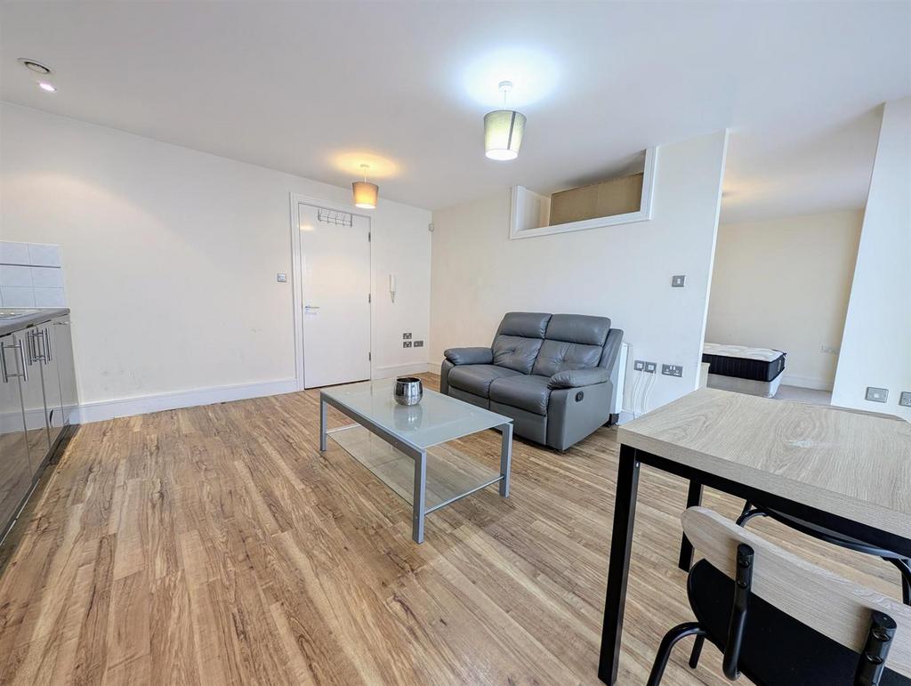 Living/Dining Room