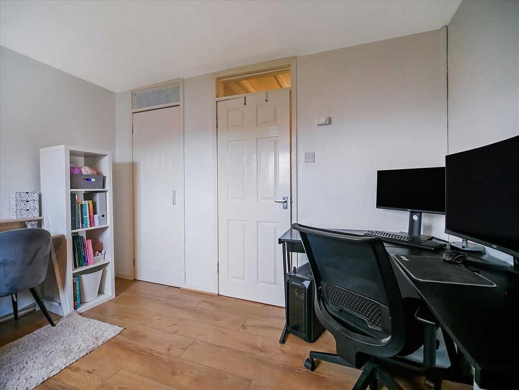 Bedroom Two (2)