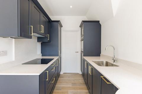 1 bedroom flat to rent, The Old Courthouse, London Road, Ascot, Berkshire