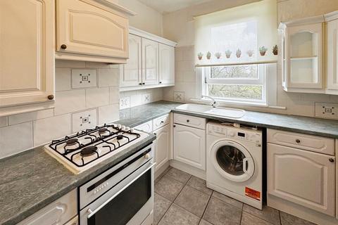 3 bedroom flat for sale, St. Helena Crescent, Clydebank G81