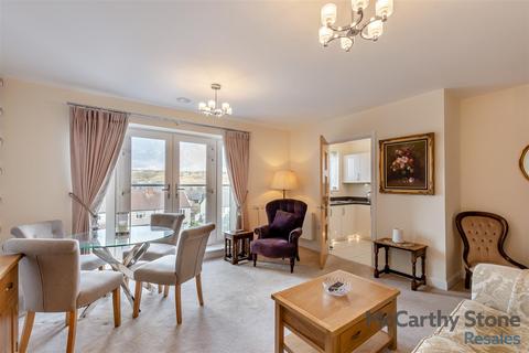 2 bedroom apartment for sale, Chesterton Court, Railway Road, Ilkley