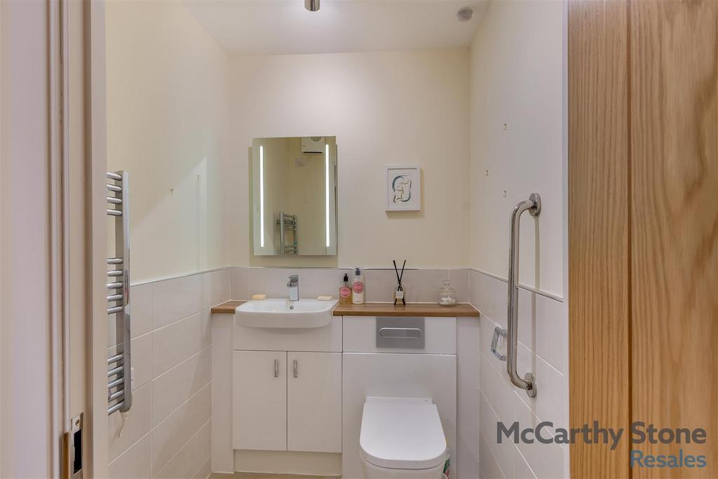 8639913-interior04.jpg