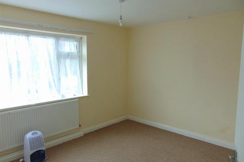 2 bedroom flat for sale, Martley Road, High Heath, Pelsall