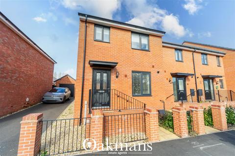 3 bedroom end of terrace house for sale, Hunts Road, Birmingham B30