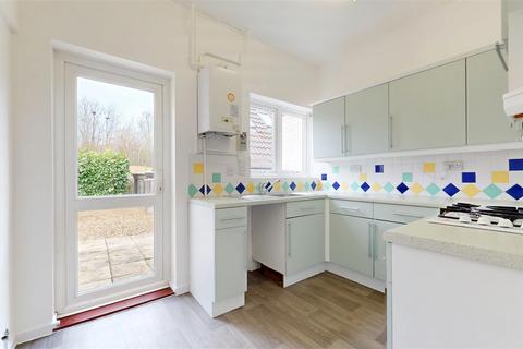 182 Arncliffe Drive, Heelands, Milton Keynes, MK13 7LL