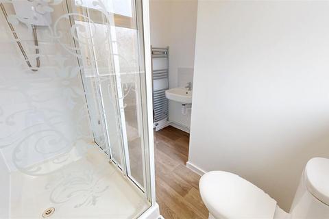 182 Arncliffe Drive, Heelands, Milton Keynes, MK13 7LL
