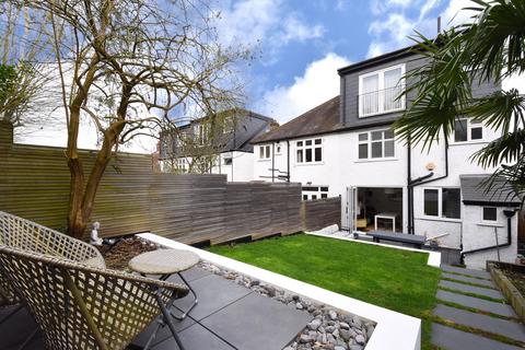 4 bedroom semi-detached house for sale, Honor Oak Road