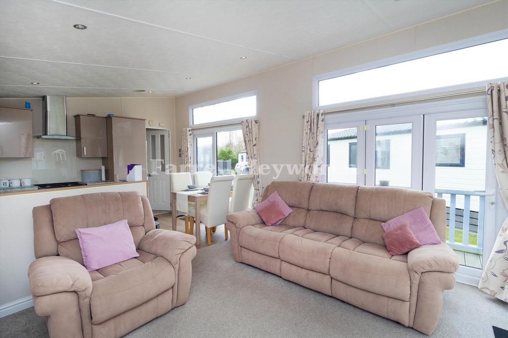 Open Plan Living 2