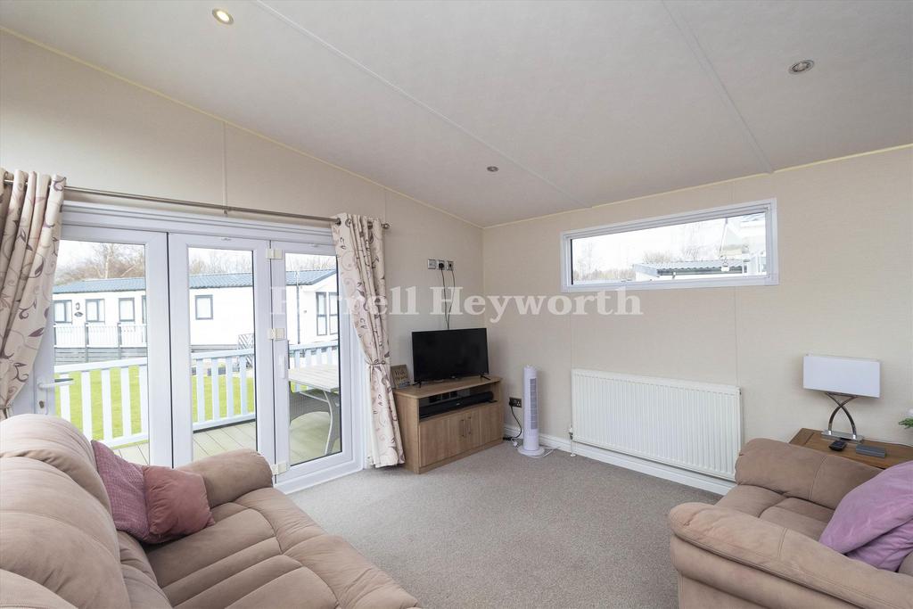 Open Plan Living 3
