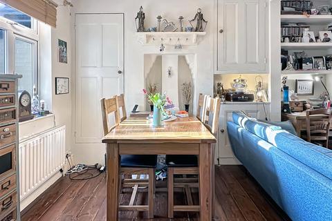 2 bedroom terraced house for sale, Sturton Street, Cambridge CB1