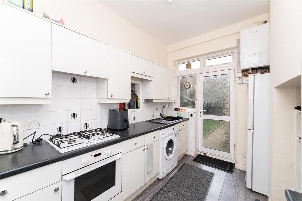 8 DBR Kitch.jpg