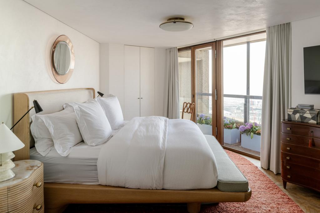 270876   20250319 lauderdale tower barbican 38 ...