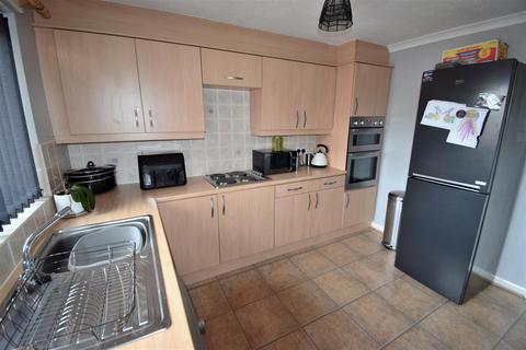 25 Skipton Close, Ferryhill, DL17 8ST