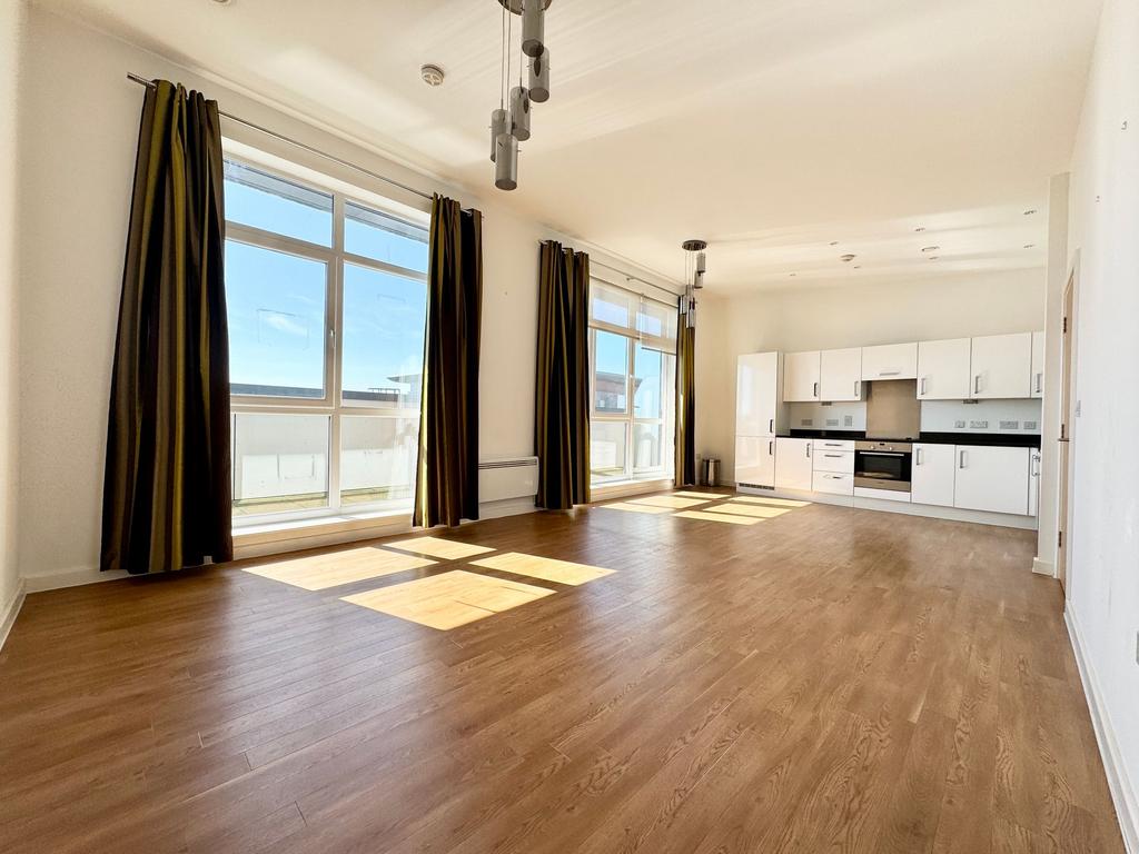 Open Plan Kitchen/Living/Dining