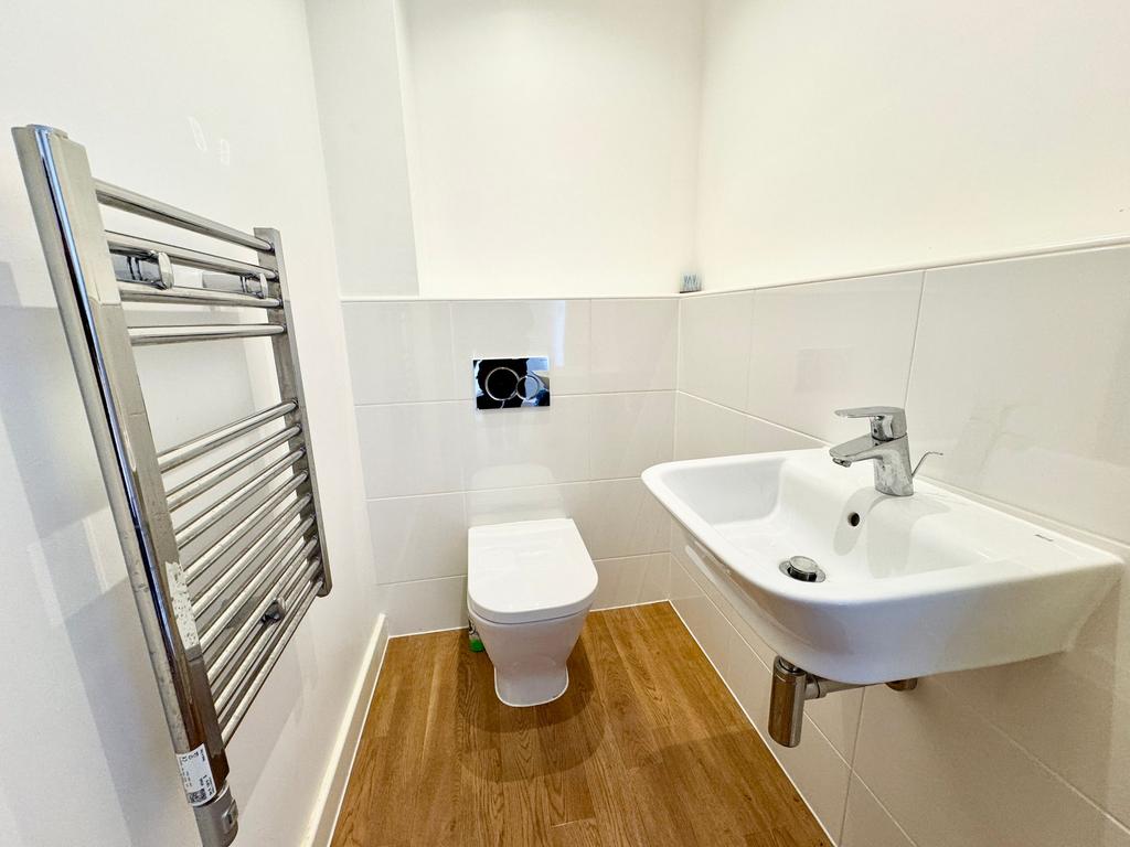 Cloakroom/WC