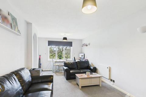 42 Aylets Field, Harlow, CM18 7LW
