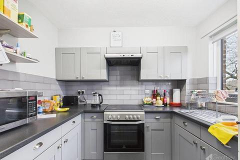 42 Aylets Field, Harlow, CM18 7LW