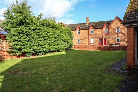 4 Avenue Road, Carstairs, Lanark, ML11 8QE