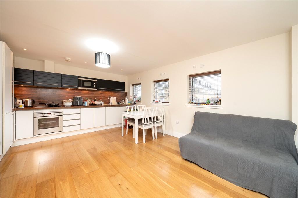 Kitchen/Reception