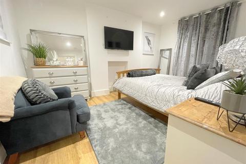 2 bedroom apartment for sale, Museum Street, Ipswich