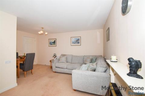 1 bedroom apartment for sale, Rowleys Court, Sandhurst Street, Oadby, Leicester