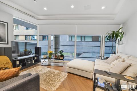 4, Balmoral House Earls Way, London, SE1 2QR