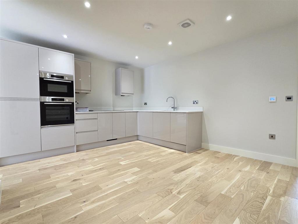 Open plan dining kitchen