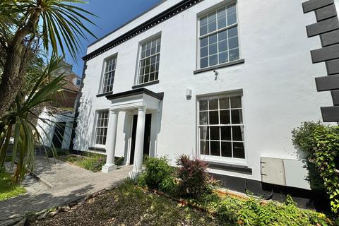 Woodside, Plymouth PL4