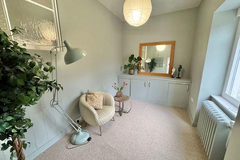 6 bedroom end of terrace house for sale, Woodside, Plymouth PL4