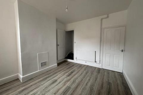2 bedroom terraced house to rent, Pear Tree Street, Derby DE23