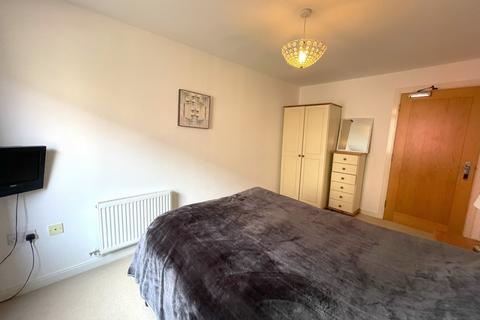 2 bedroom apartment to rent, St Stephens Court, SWANSEA, SA1