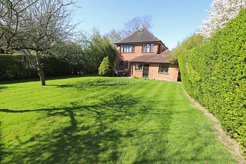 4 bedroom detached house for sale, Hampstead Garden Suburb N2