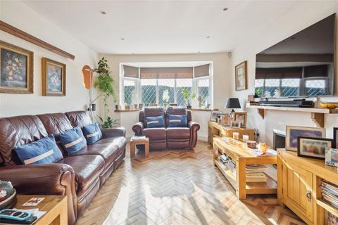 3 bedroom detached house for sale, Upper Road, Higher Denham
