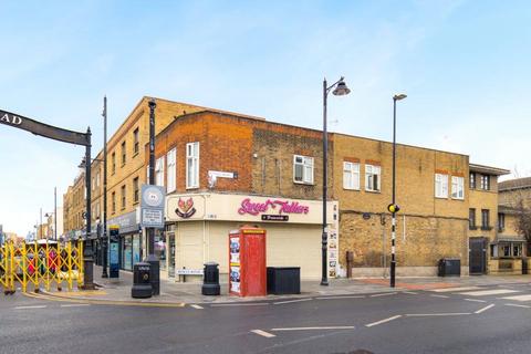1 bedroom flat to rent, Roman Road, Bow, London, E3