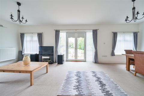 undefined, Heol Llanelli, Pontyates, Llanelli