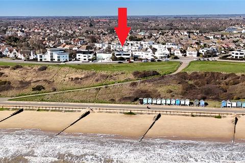 5 Cliff Way, Frinton-on-sea, CO13 9NL