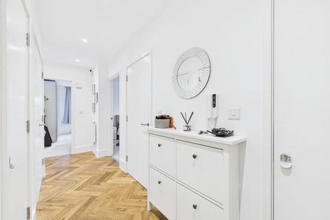 2 bedroom flat for sale, Montpelier Road, Purley CR8