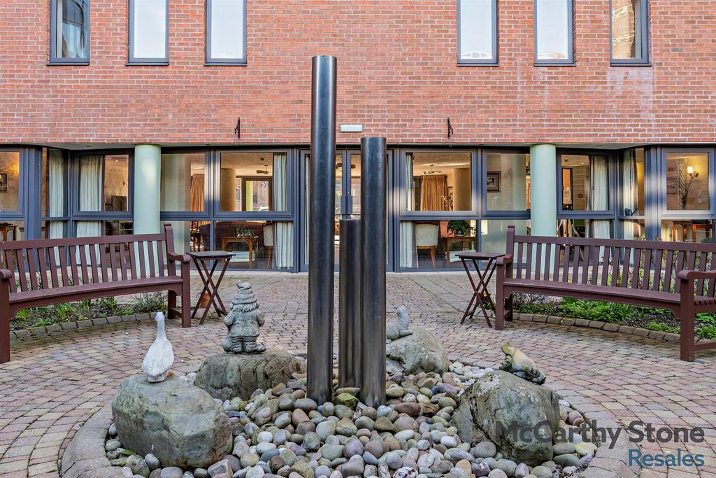 Forest Court
