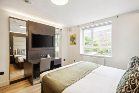 1 bedroom apartment to rent, Penywern Road, Earls Court, London, SW5