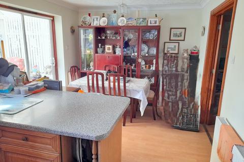 1 Breidden View, Middletown, Welshpool, SY21 8DE