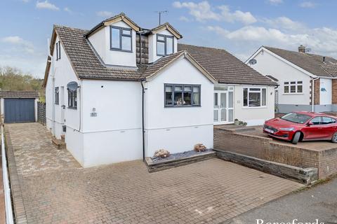 The Gardens, Doddinghurst, CM15