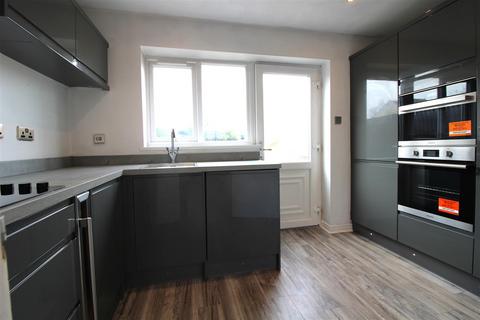 2 bedroom terraced house for sale, Grosvenor Way, Newcastle Upon Tyne NE5
