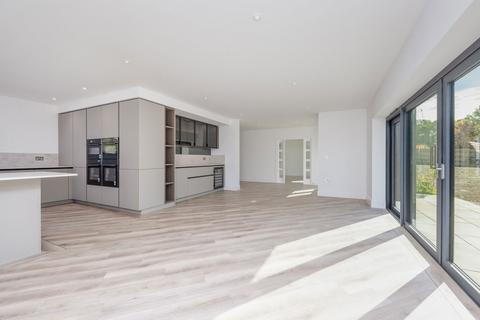 undefined, 'Beechwood Drive' Tenterden, Kent TN30 6HX