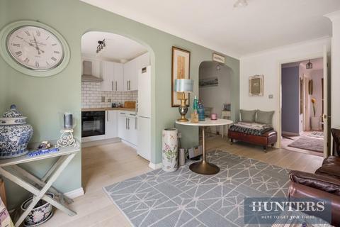 3 bedroom duplex for sale, Beaumont Place, Isleworth
