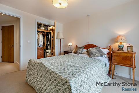 2 bedroom apartment for sale, Monument Place, Endless Street, Salisbury, SP1 3GE