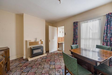 3 bedroom terraced house for sale, Hook Road, Epsom KT19