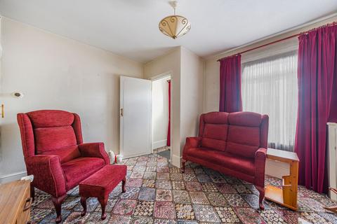 3 bedroom terraced house for sale, Hook Road, Epsom KT19